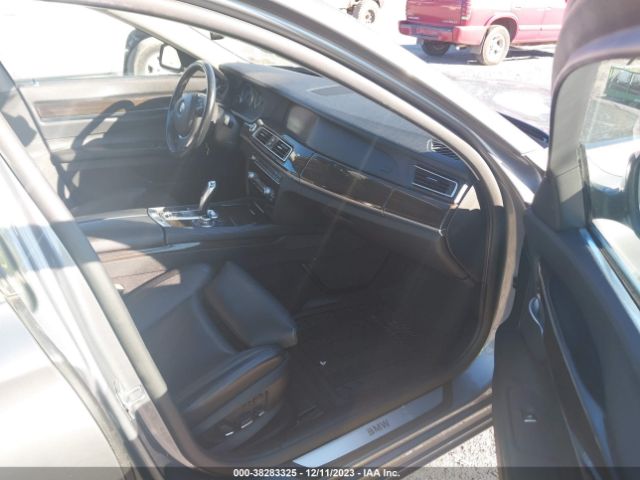 Photo 4 VIN: WBAKC6C55CC396677 - BMW 750I 