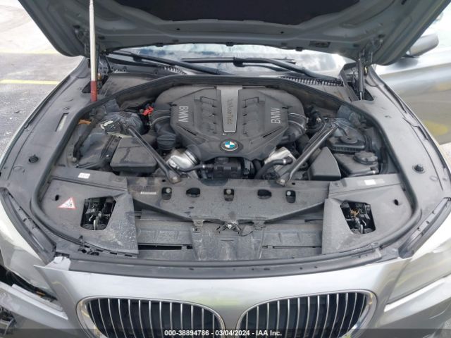 Photo 9 VIN: WBAKC6C55CC396677 - BMW 750I 