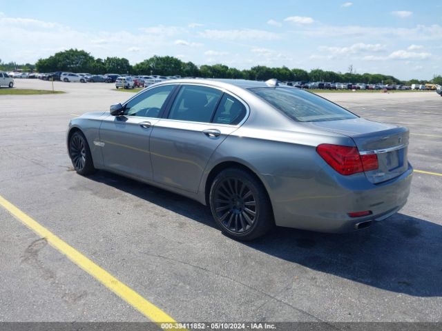 Photo 2 VIN: WBAKC6C55CC396677 - BMW 750I 