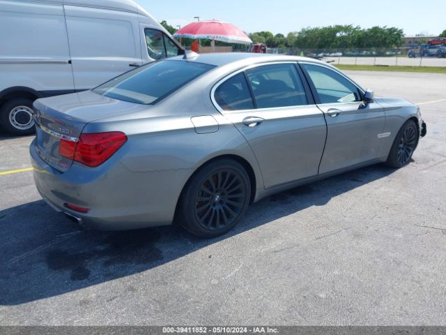 Photo 3 VIN: WBAKC6C55CC396677 - BMW 750I 