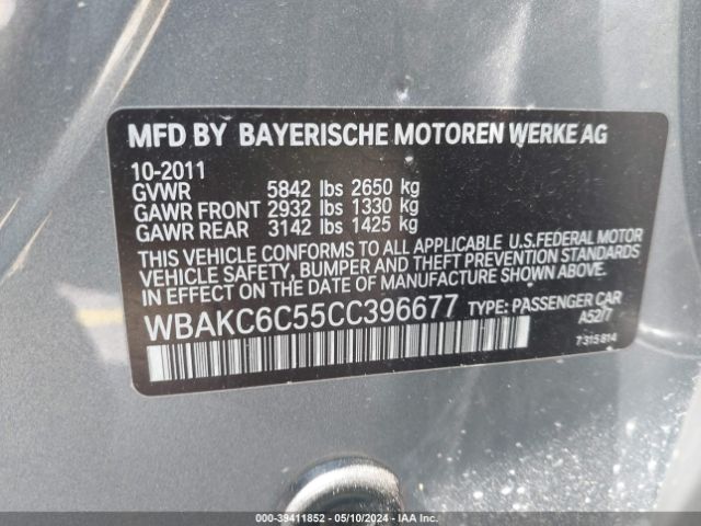 Photo 8 VIN: WBAKC6C55CC396677 - BMW 750I 