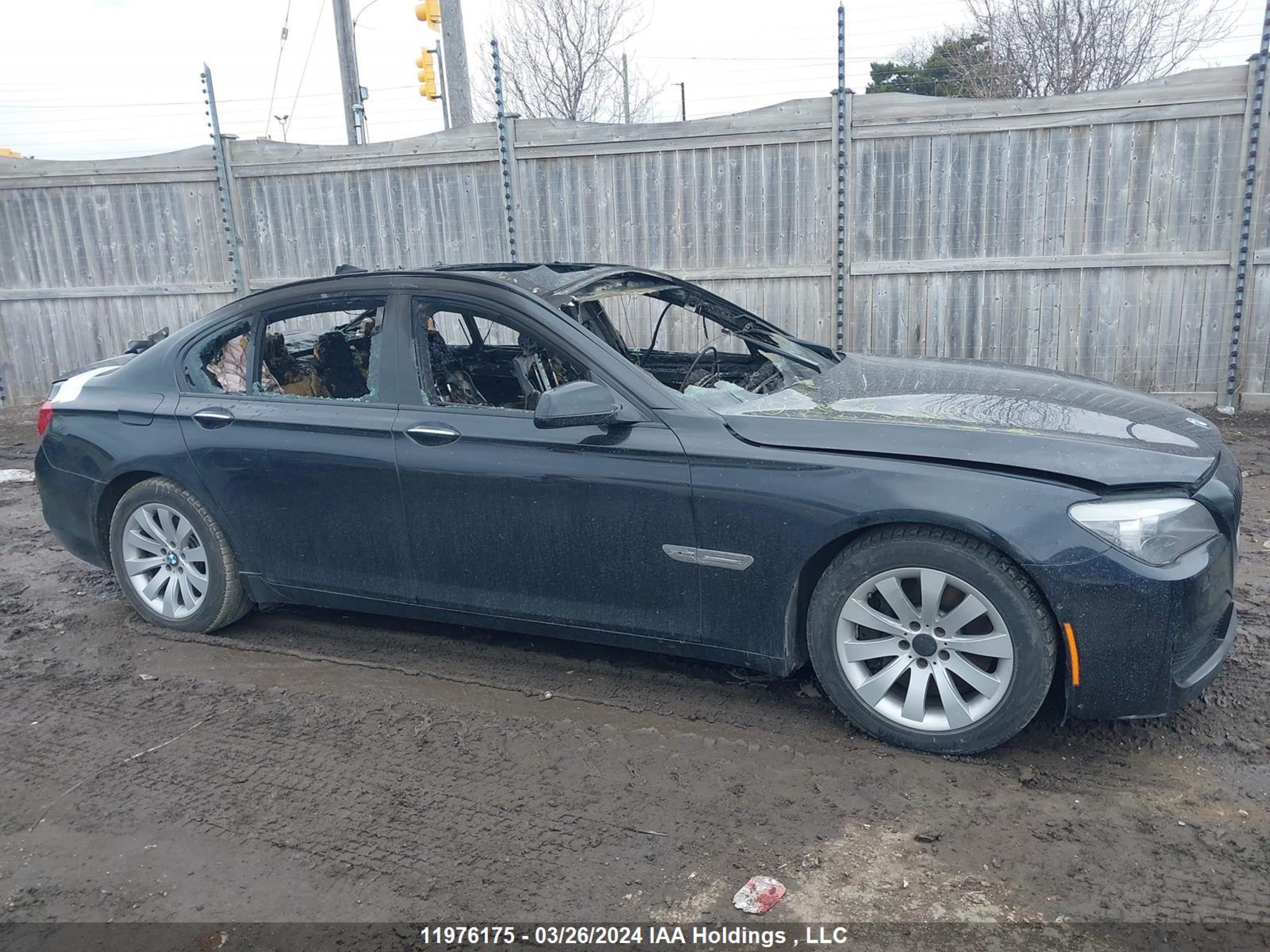 Photo 11 VIN: WBAKC6C56BC394953 - BMW 7ER 