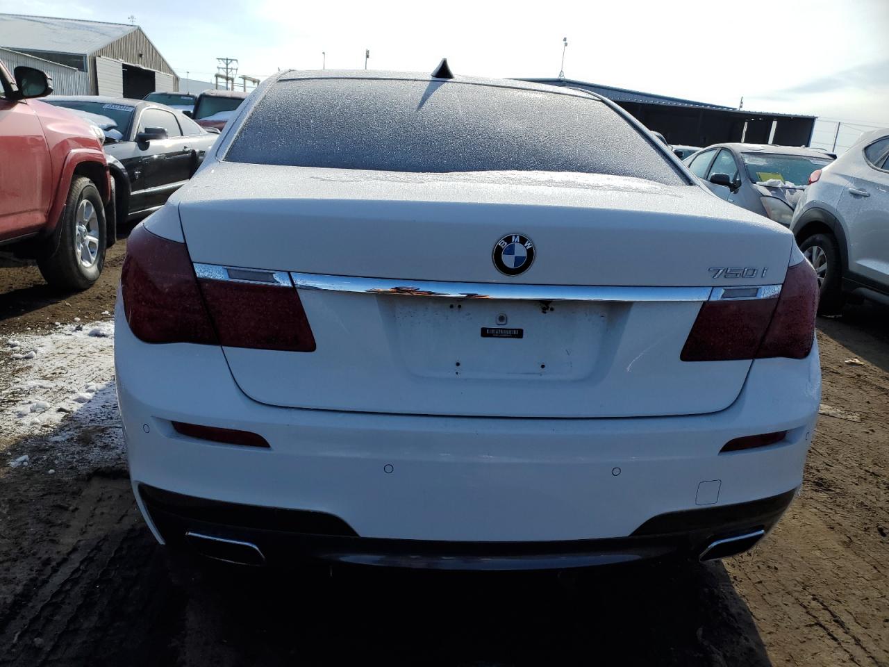 Photo 5 VIN: WBAKC6C5XCC396061 - BMW 750 XI 