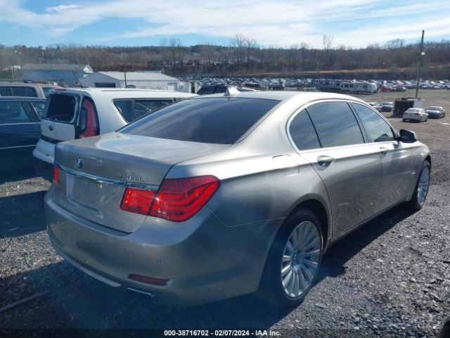 Photo 3 VIN: WBAKC8C50BC432382 - BMW 750LI 