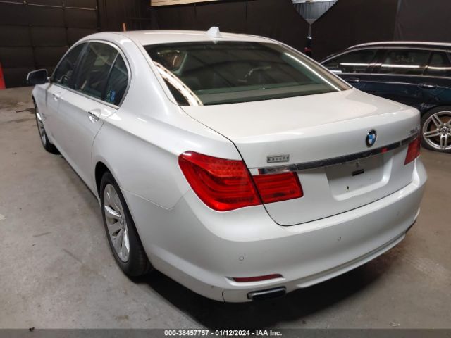 Photo 2 VIN: WBAKC8C52BC433162 - BMW 750LI 