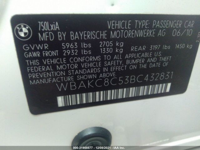 Photo 8 VIN: WBAKC8C53BC432831 - BMW 7 