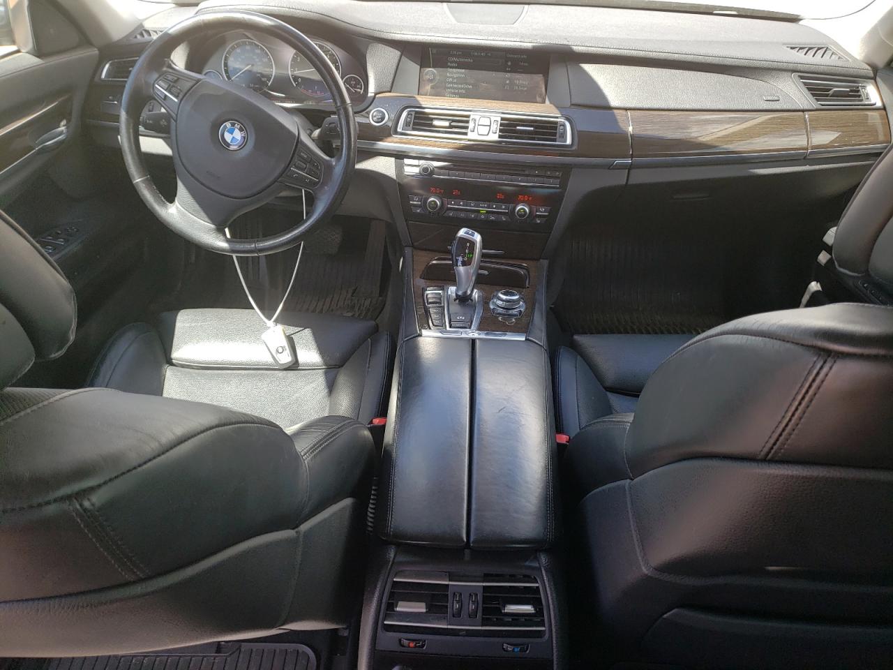 Photo 7 VIN: WBAKC8C55BC434547 - BMW 7ER 