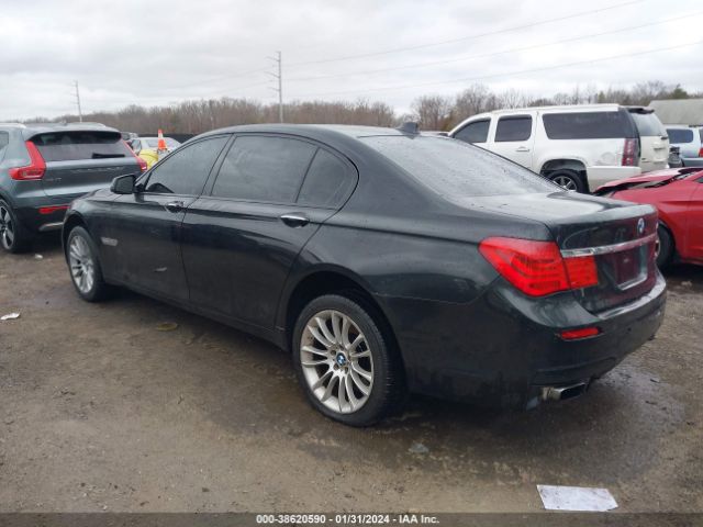 Photo 2 VIN: WBAKC8C55CC435425 - BMW 750LI 