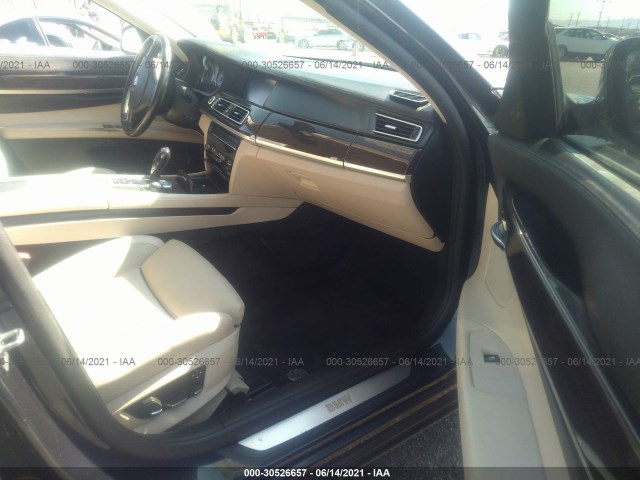 Photo 4 VIN: WBAKC8C56ACY68331 - BMW 7 