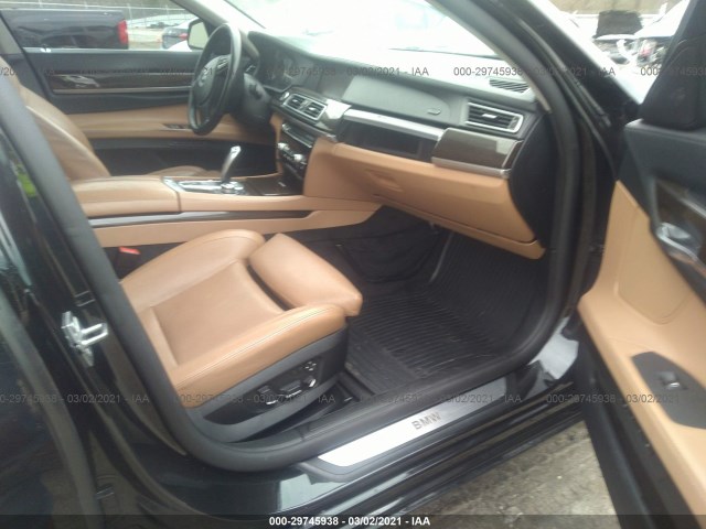 Photo 4 VIN: WBAKC8C56BC431785 - BMW 7 