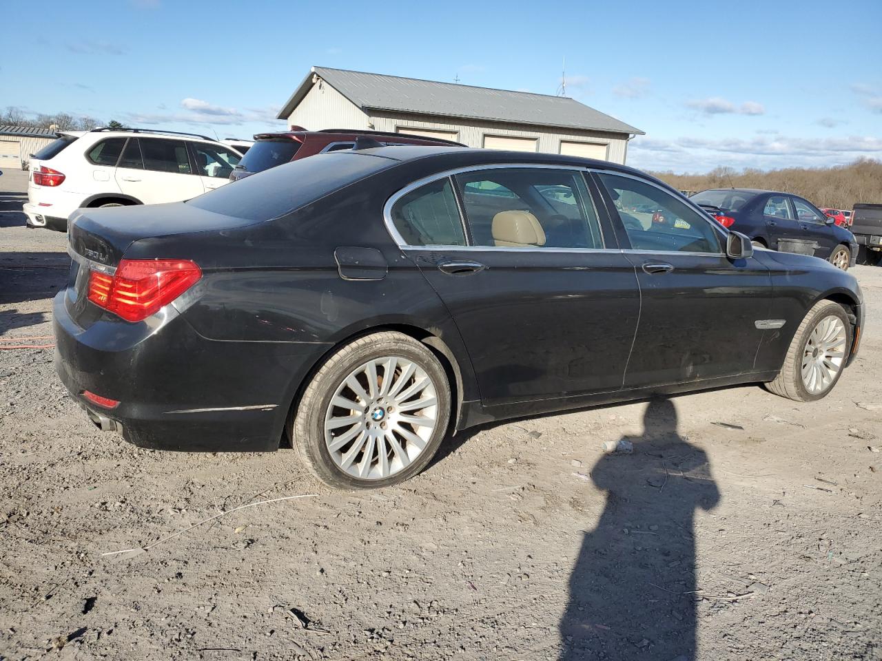 Photo 2 VIN: WBAKC8C56CC435532 - BMW 7ER 