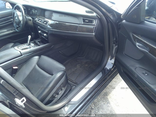 Photo 4 VIN: WBAKC8C57CC435121 - BMW 7 