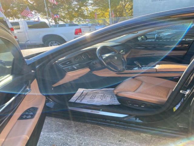 Photo 4 VIN: WBAKC8C58AC430135 - BMW 7 SERIES 