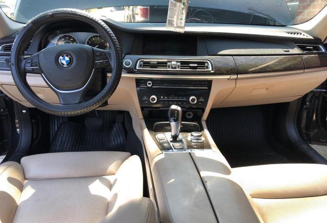 Photo 8 VIN: WBAKC8C58CC435970 - BMW 750 LXI 