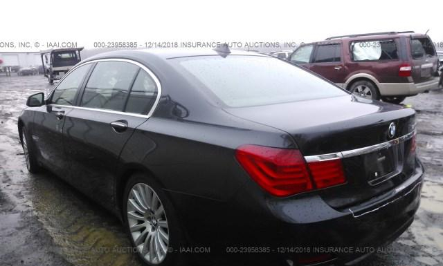 Photo 2 VIN: WBAKC8C59AC430693 - BMW 750I 