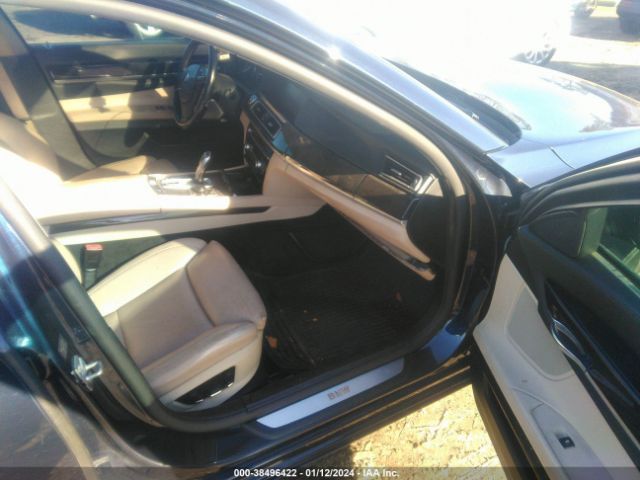 Photo 4 VIN: WBAKC8C5XBC434012 - BMW 750LI 