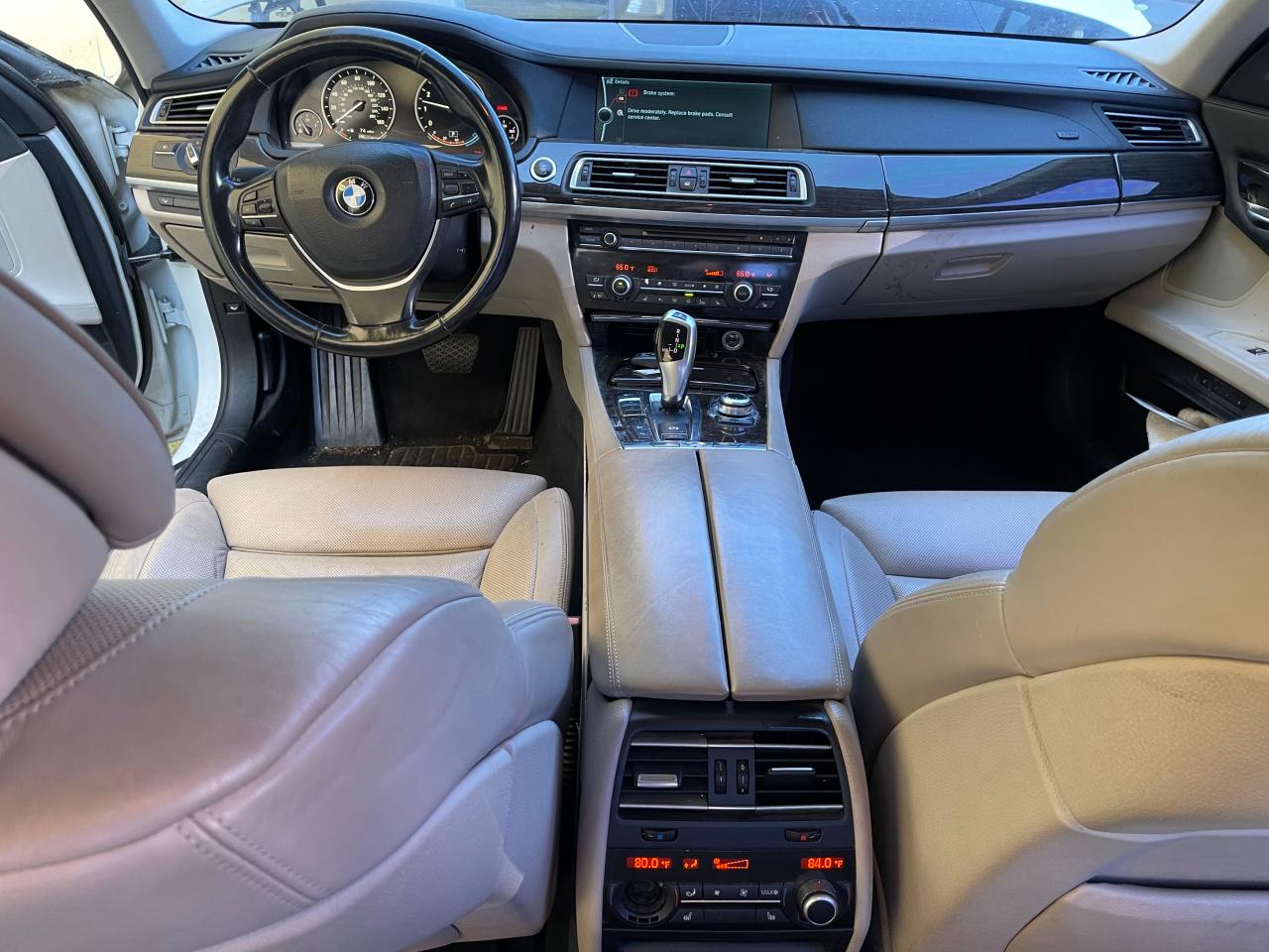 Photo 13 VIN: WBAKC8C5XCC434836 - BMW 7ER 