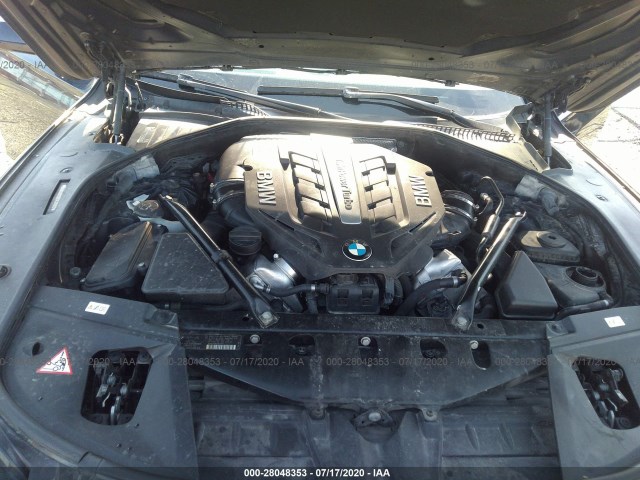 Photo 9 VIN: WBAKC8C5XCC437607 - BMW 7 