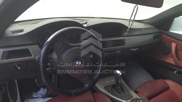 Photo 12 VIN: WBAKD5106DJ163824 - BMW 320I 