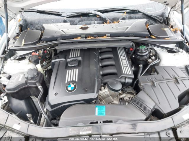 Photo 9 VIN: WBAKE3C59BE441793 - BMW 328I 