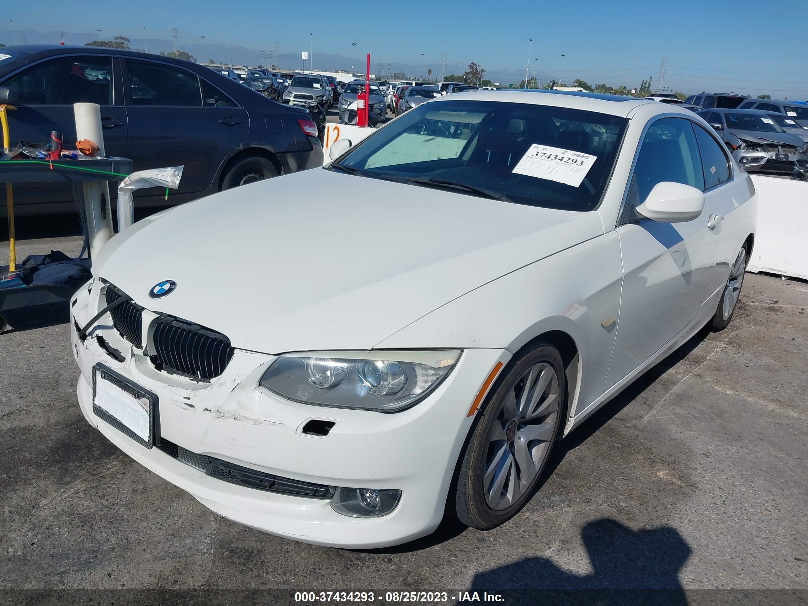 Photo 1 VIN: WBAKE5C54DJ107063 - BMW 3ER 