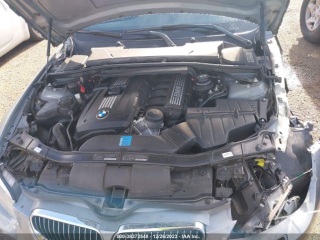 Photo 9 VIN: WBAKE5C55BE429717 - BMW 328I 