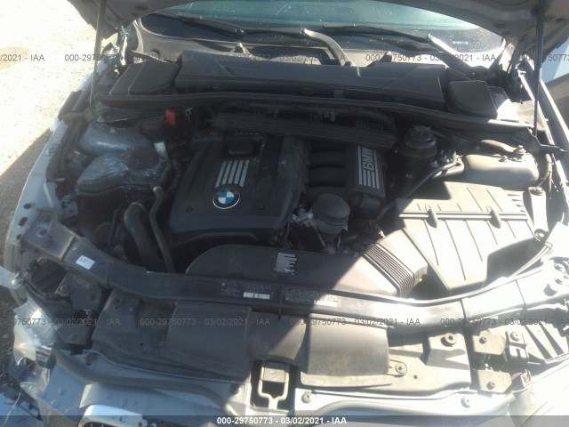 Photo 9 VIN: WBAKE5C56BE573972 - BMW 3 