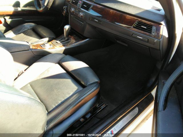 Photo 4 VIN: WBAKE5C56BE574281 - BMW 3 