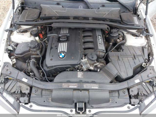 Photo 9 VIN: WBAKE5C56BE754716 - BMW 328I 