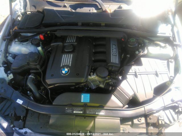 Photo 9 VIN: WBAKE5C58BE573648 - BMW 3 