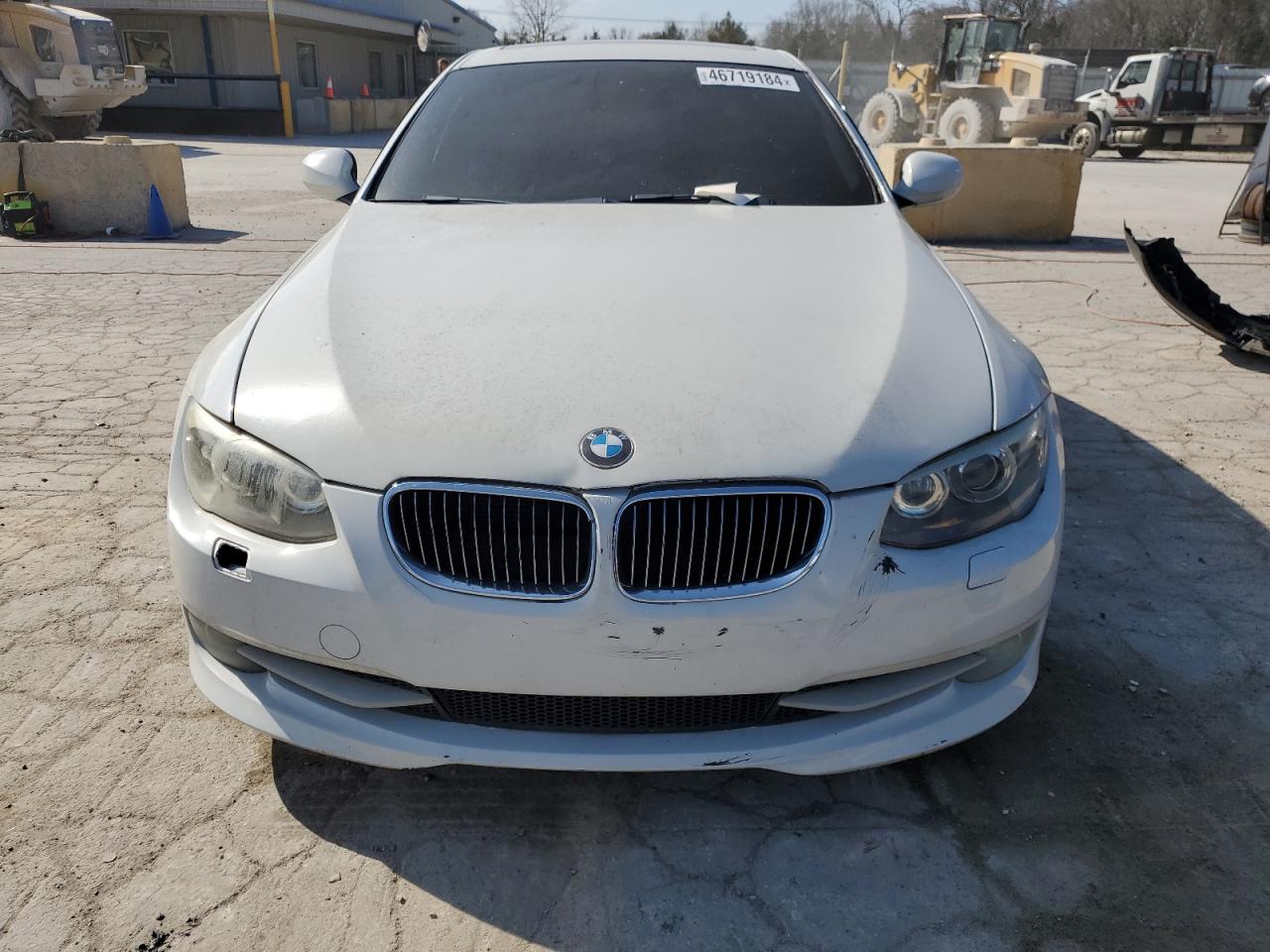 Photo 4 VIN: WBAKE5C59BE573447 - BMW 3ER 