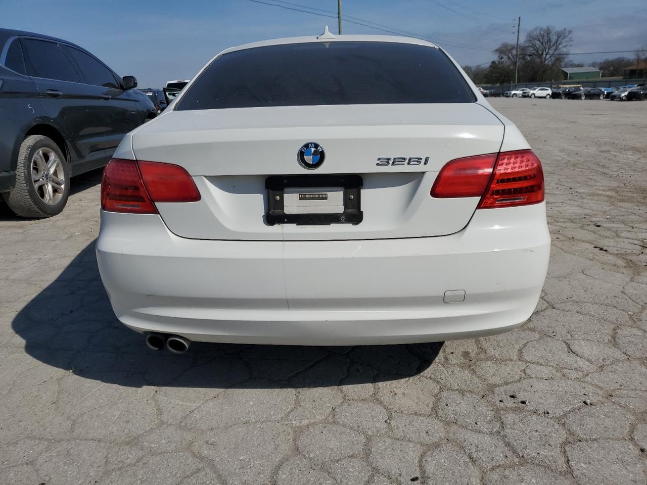 Photo 5 VIN: WBAKE5C59BE573447 - BMW 3ER 