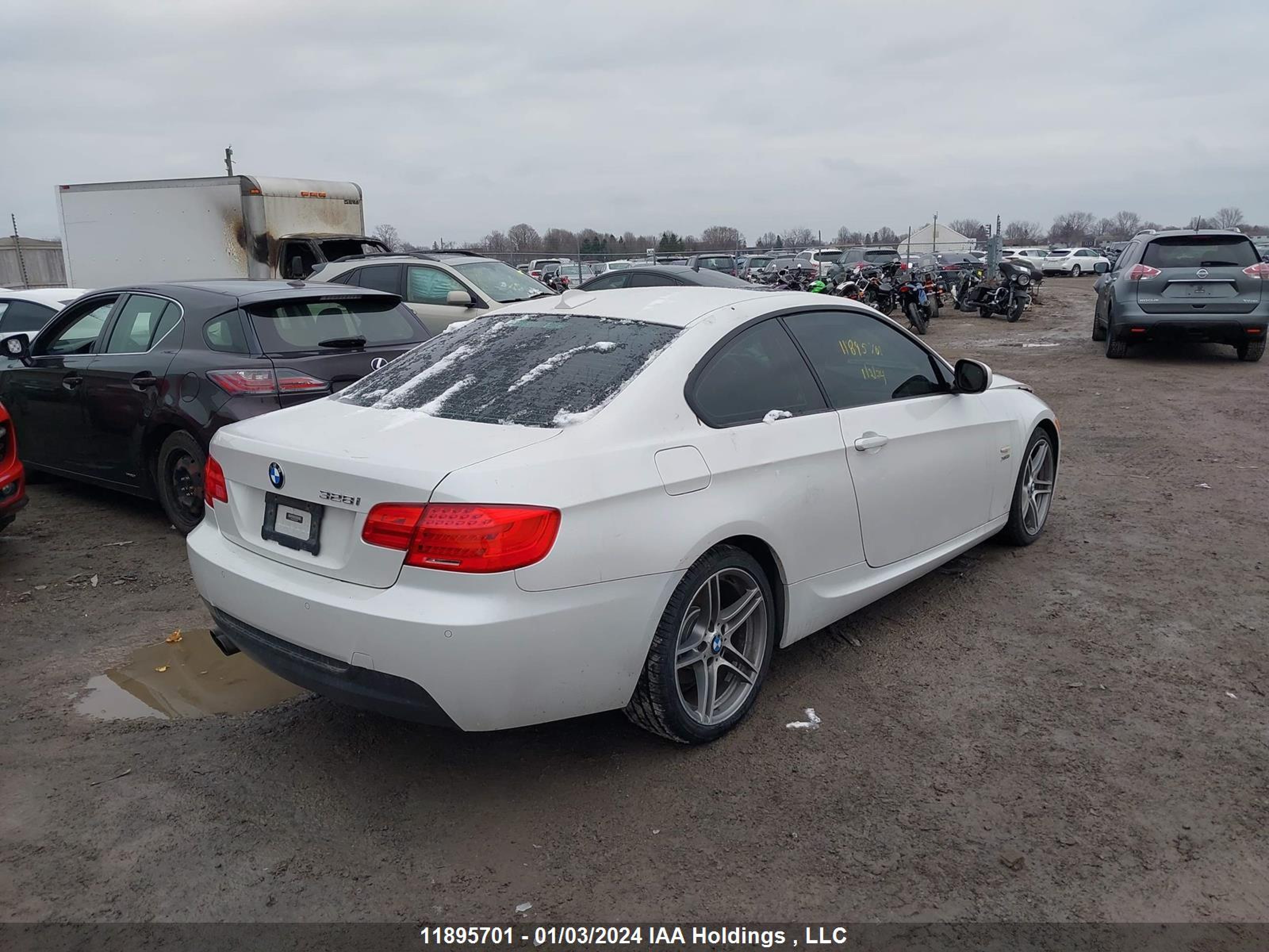 Photo 3 VIN: WBAKF3C52DJ385235 - BMW 3ER 