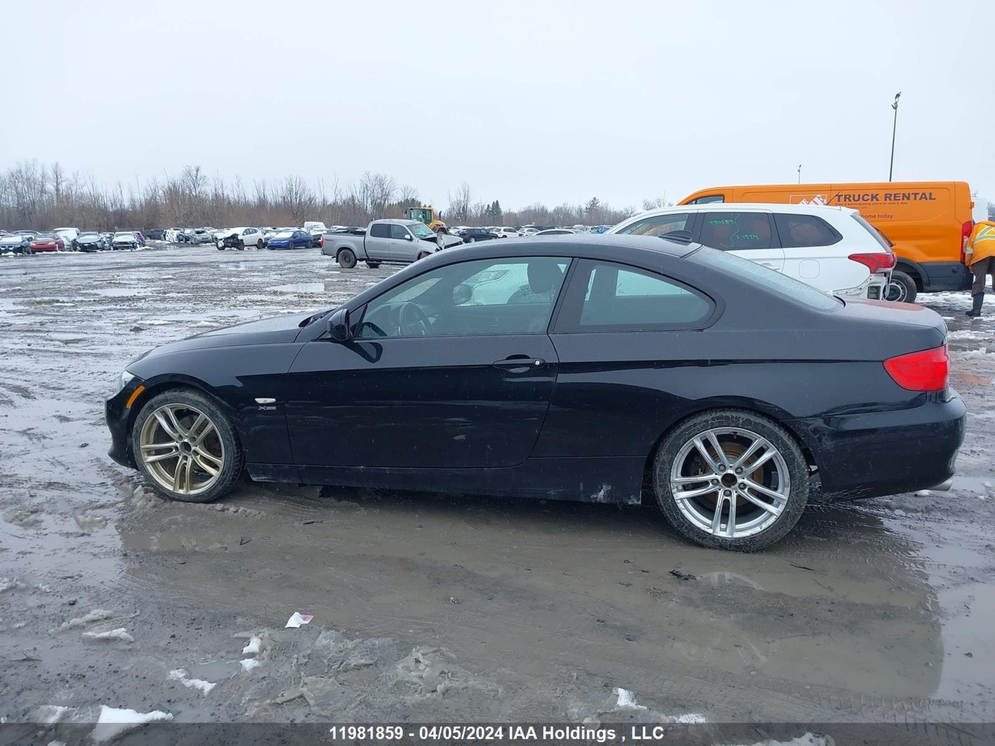 Photo 13 VIN: WBAKF3C55BE793170 - BMW 3ER 