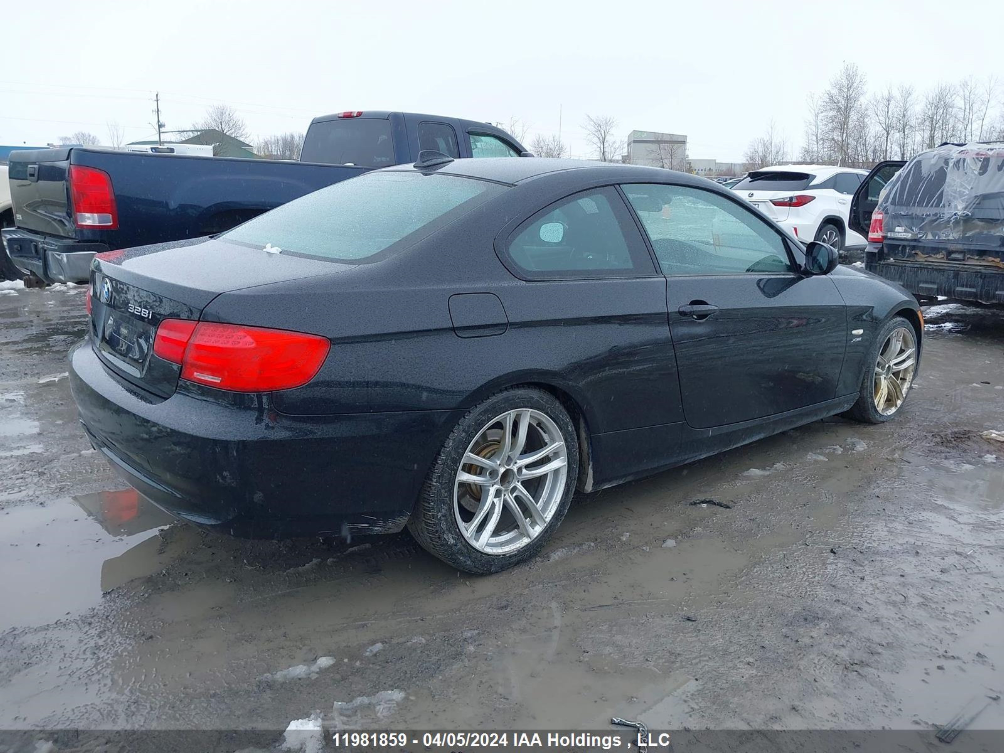 Photo 3 VIN: WBAKF3C55BE793170 - BMW 3ER 