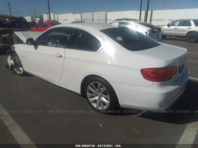 Photo 2 VIN: WBAKF5C55CE657392 - BMW 3 