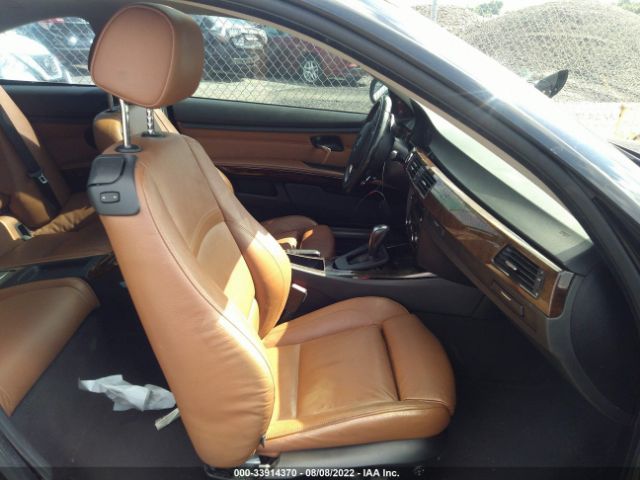 Photo 4 VIN: WBAKF5C56BE395901 - BMW 3 SERIES 