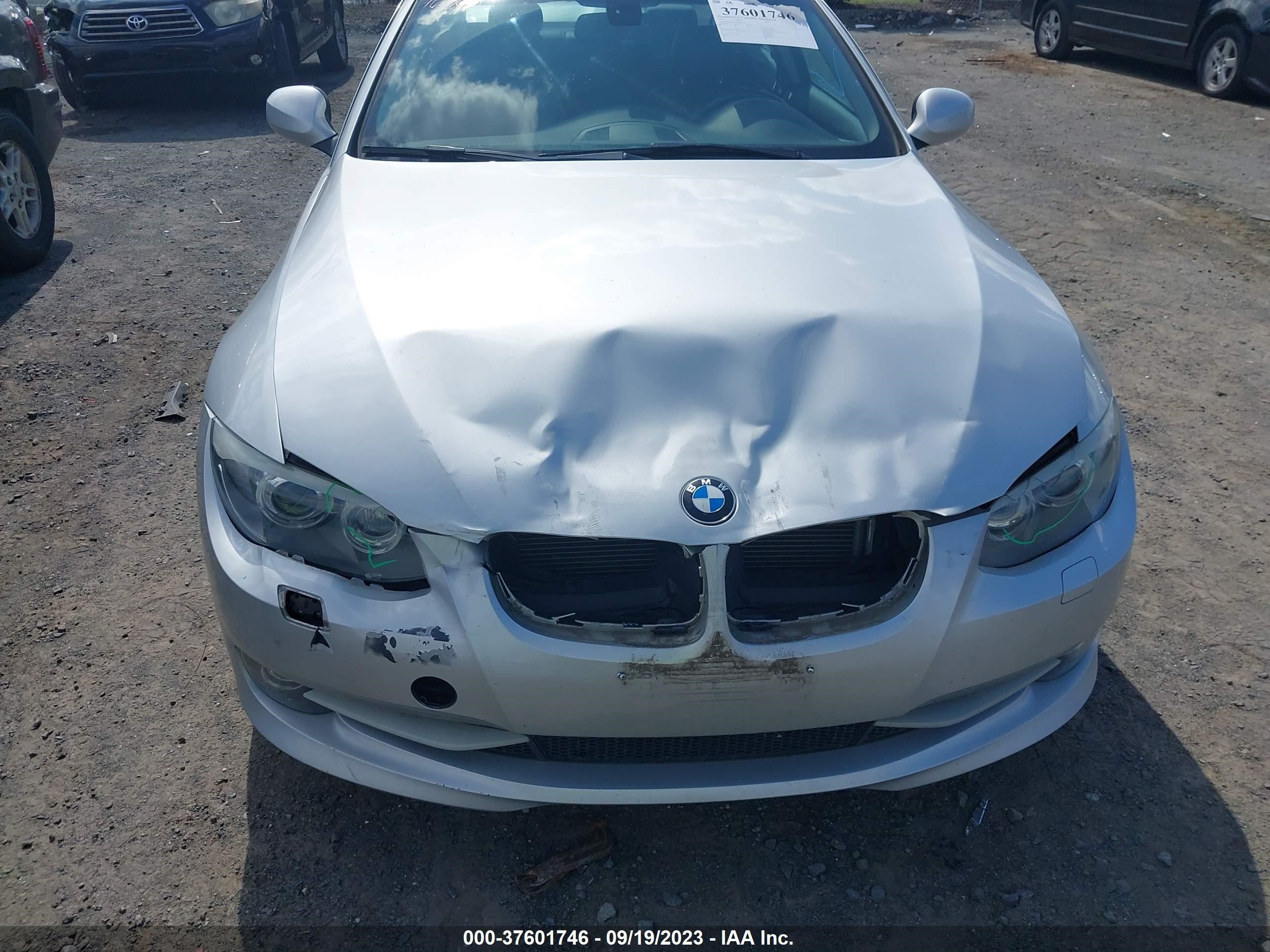 Photo 5 VIN: WBAKF5C58BE655165 - BMW 328I 