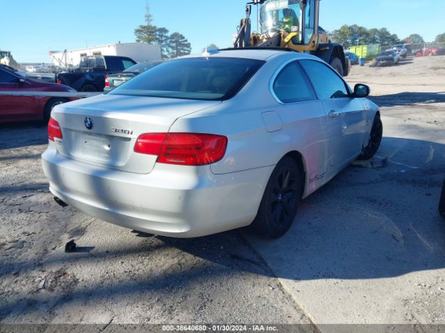 Photo 3 VIN: WBAKF5C5XCE656559 - BMW 328I 