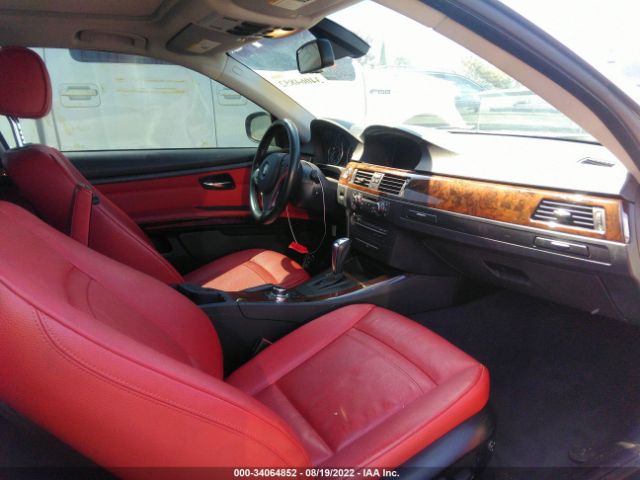 Photo 4 VIN: WBAKF5C5XCE657548 - BMW 3 SERIES 