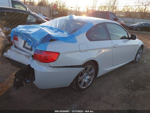 Photo 3 VIN: WBAKF9C54CE859681 - BMW 335I 