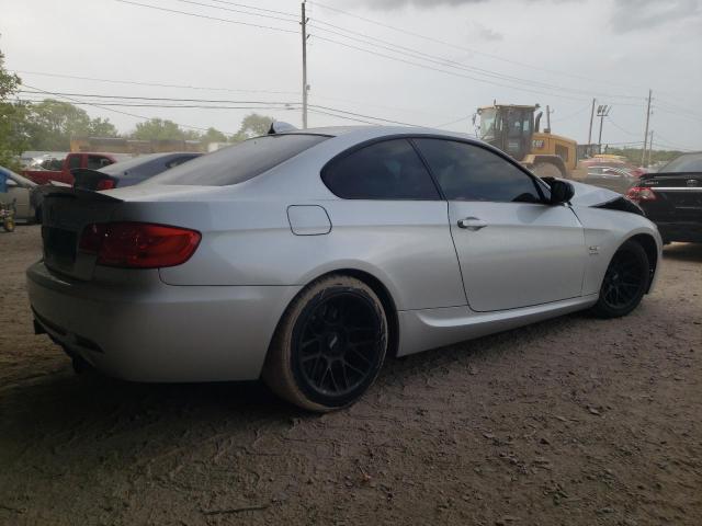 Photo 2 VIN: WBAKG1C50BE599437 - BMW 335 IS 