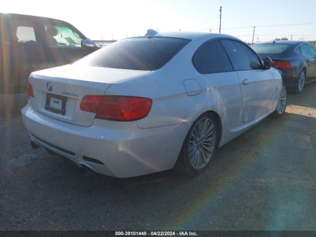 Photo 3 VIN: WBAKG1C50CJ217061 - BMW 335IS 