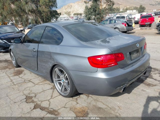 Photo 2 VIN: WBAKG1C51BE618495 - BMW 335IS 