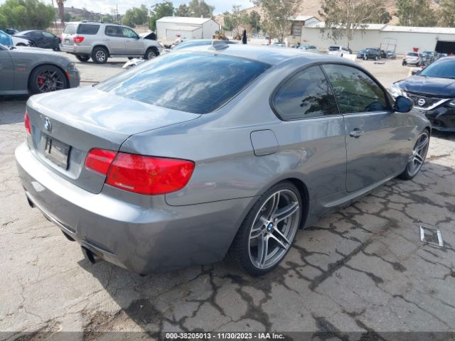 Photo 3 VIN: WBAKG1C51BE618495 - BMW 335IS 