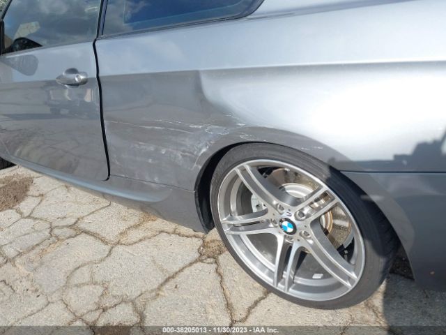 Photo 5 VIN: WBAKG1C51BE618495 - BMW 335IS 