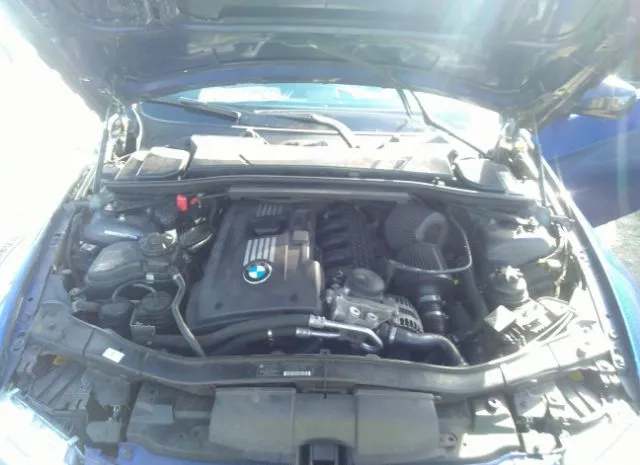 Photo 9 VIN: WBAKG1C55DJ217588 - BMW 3 SERIES 