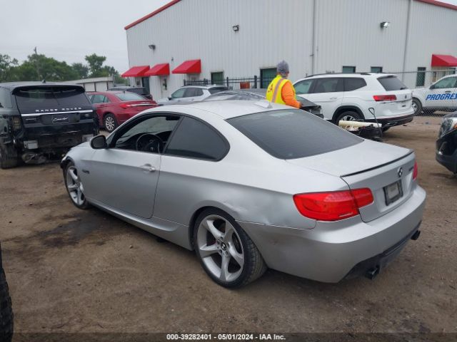 Photo 2 VIN: WBAKG7C50BE264438 - BMW 335I 