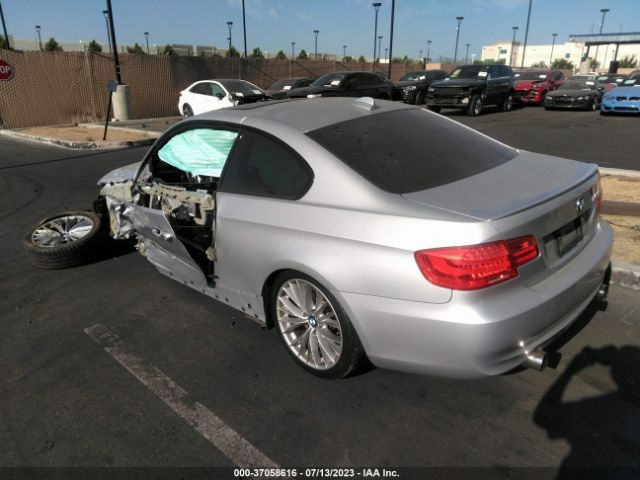 Photo 2 VIN: WBAKG7C52BE263971 - BMW 335I 