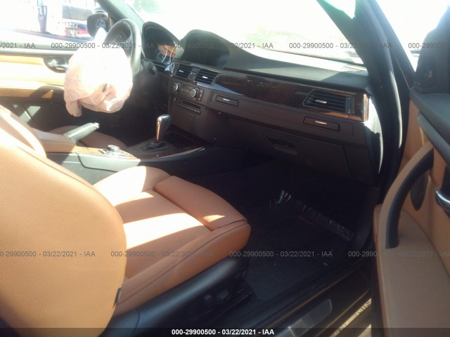 Photo 4 VIN: WBAKG7C55CE802679 - BMW 3 